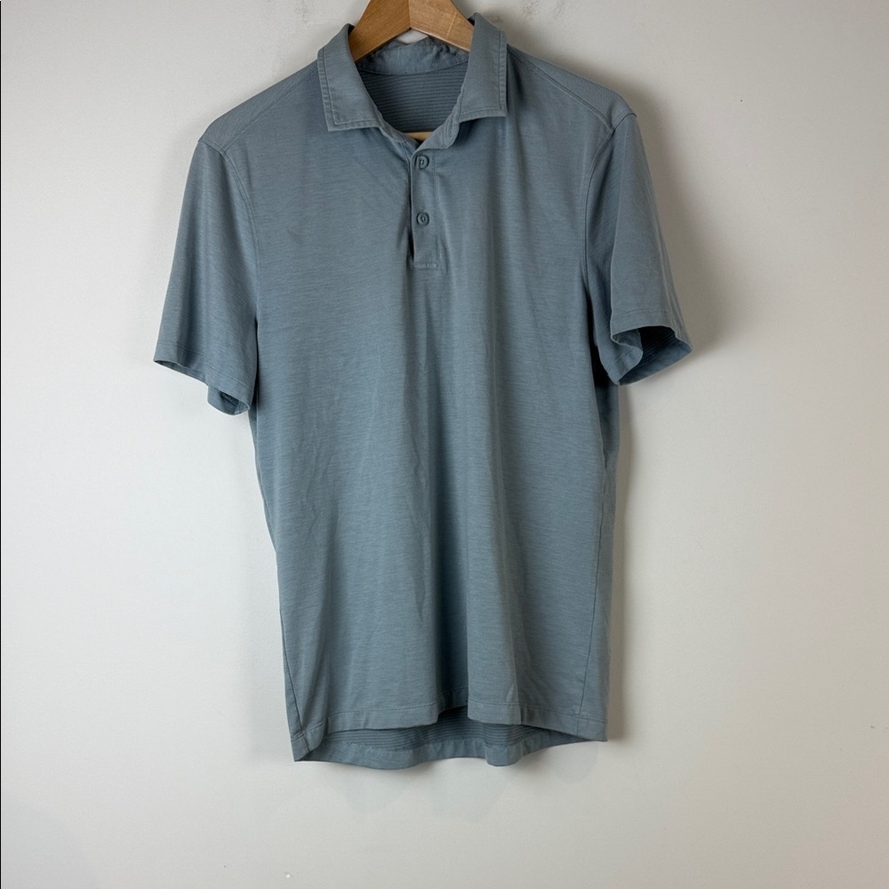 Lululemon Men's Blue Polo Shirt